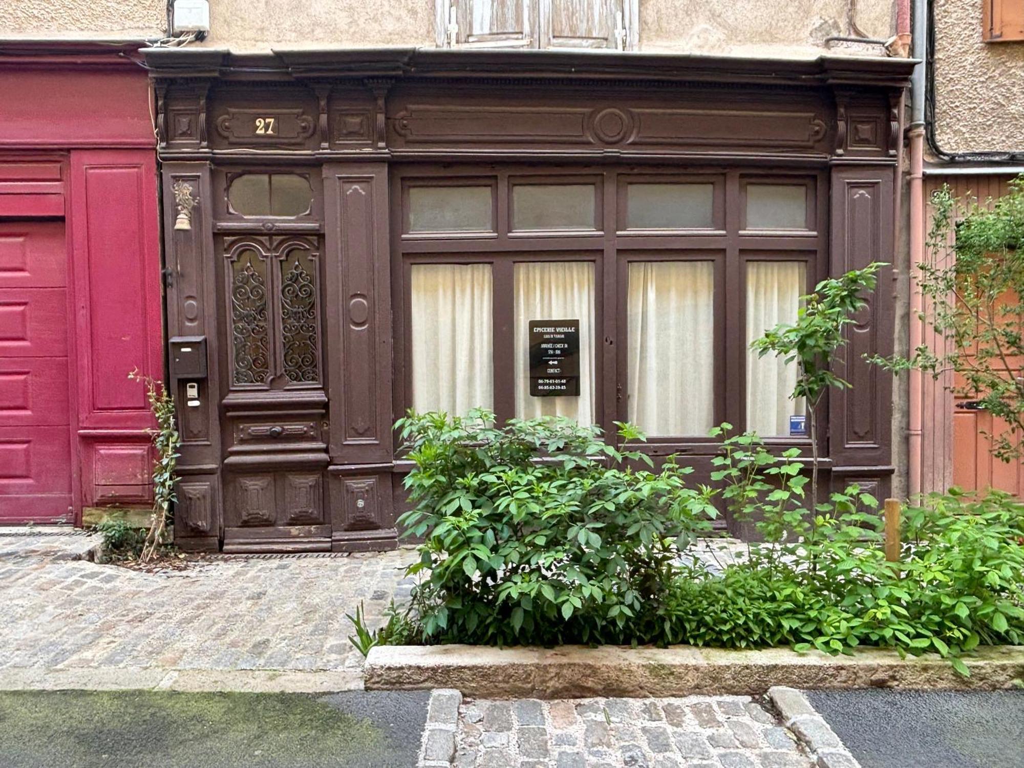 Epicerie Vieille Du Puy En Velay Le Puy-en-Velay Exterior foto